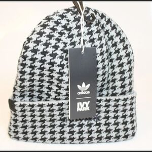 🔹️Adidas 🔹️x Ivy Park Beanie  Black Gray Rare UNISEX Winter Cap OSFM ✨️🖤